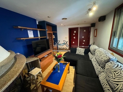 Ático en alquiler en Barrocanes de 2 habitaciones con garaje y muebles