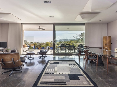 Villa de 350 m² en venta en Els Cards, Barcelona