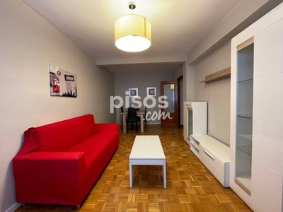 Apartamento en alquiler en Calle de San Francisco, cerca de Calle del Consulado en Centro por 590 €/mes