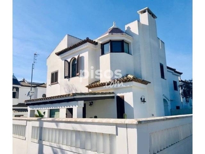 Casa adosada en alquiler en Mogarizas-Las Rapaces en Mogarizas-Las Rapaces por 5.500 €/mes