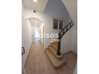 Casa en alquiler en Carrer de les Paus, cerca de Carrer de la Font Nova en Centre por 1.450 €/mes