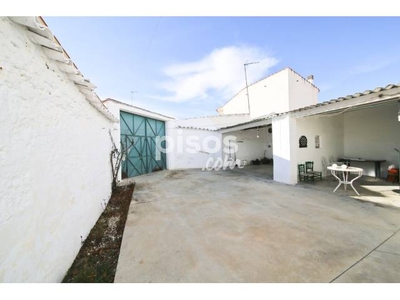 Casa en venta en Calle Doña Crisanta en Tomelloso por 75.000 €