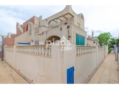 Casa pareada en venta en Carrer Doña Inés