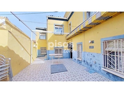 Chalet en venta en Calle Juan Carlos I en Belinchón por 65.500 €