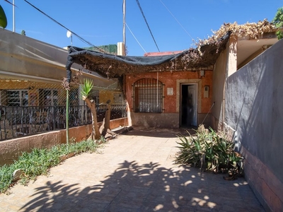 Chalet en venta en Cartagena de 169 m²