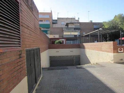 Garaje en venta en Esplugues De Llobregat de 18 m²