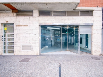 Local en venta en Girona de 251 m²
