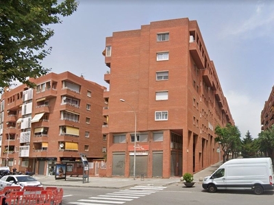 Local en venta en Sant Joan Despí de 243 m²