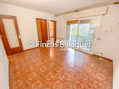 Piso en alquiler en Carrer de Gavà en La Bordeta por 1.250 €/mes