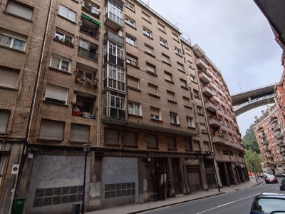 Piso en venta en Bilbao de 95 m²