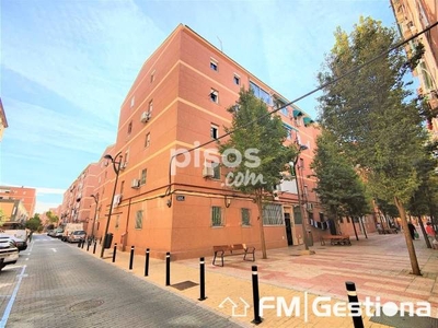 Piso en venta en Calle Amapola en Las Margaritas-Universidad por 129.900 €