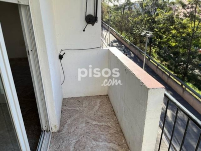 Piso en venta en Carrer de la Mare de Déu de Port, cerca de Carrer del Segura