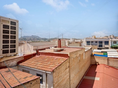 Piso en venta en Petrer de 80 m²