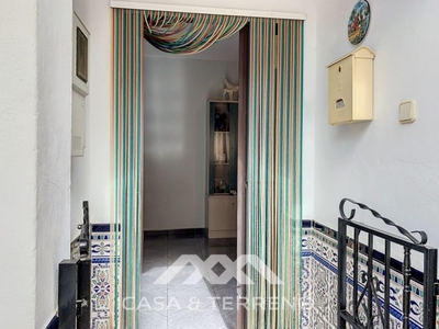 Iznate villa en venta