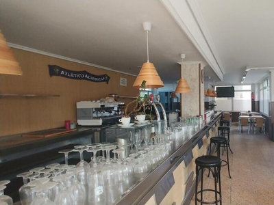 Bar Cafetería con potencial en La Albericia