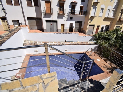 Casa en venta en Alhama de Granada, Granada