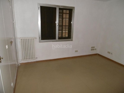 Piso en venta en ferrán estación, 4 dormitorios. en Lleida