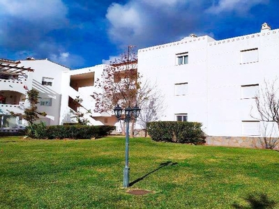 Piso en venta en La Alcaidesa, Cádiz