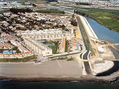 Casa adosada de alquiler en Calle Acacias de Guadalmar, Guadalmar