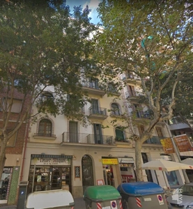 Piso en venta en Calle Castillejos, 1º, 08013, Barcelona (Barcelona)
