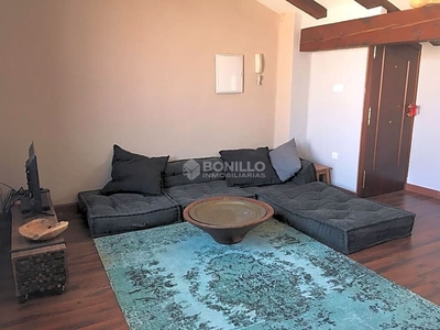 Alquiler de piso en Centro - Teruel de 1 habitación con calefacción