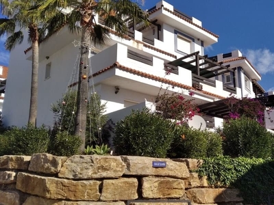Apartamento en venta en La Duquesa / Puerto de la Duquesa, Manilva, Málaga