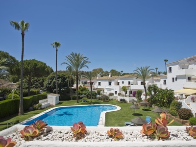 Casa en venta en Los Naranjos, Marbella, Málaga