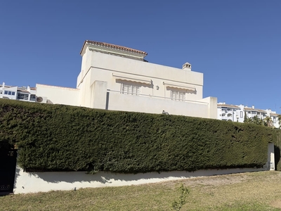 Chalet en venta en Arroyo de la Miel, Benalmádena, Málaga