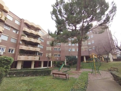 Piso en venta Oliver - Valdefierro, Zaragoza