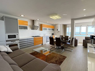 Apartamento en alquiler a 50 m de la playa