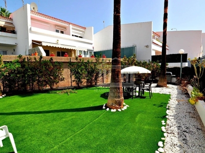 Bungalow en venta en San Eugenio, Adeje, Tenerife