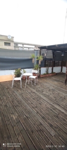 Impecable ático de 65m2 con terraza privada de 45m2.