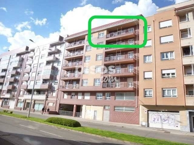 Piso en venta en Avenida del Príncipe de Asturias, 19