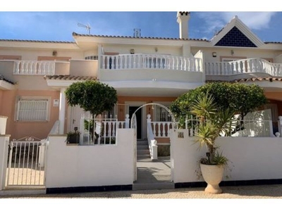 casa adosada en Venta en Rojales