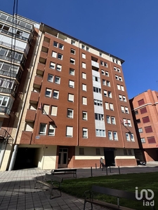 Piso 2 habitaciones de 75 m² en León (24005)
