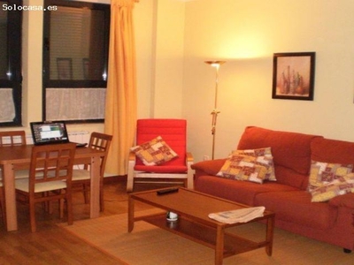 Urbis te ofrece un apartamento en alquiler en zona Universidad, Salamanca.