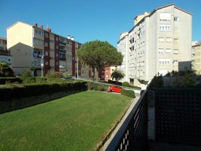 Venta de piso con terraza en Cuatro Caminos (Santander)