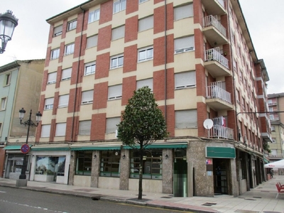 Duplex en venta en Oviedo de 80 m²