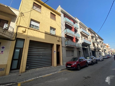 Piso en venta en Calle Sant Cugat, 2º, 08302, Mataro (Barcelona)