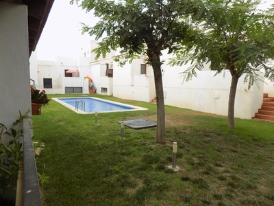 Venta de casa con piscina en Torre-Pacheco