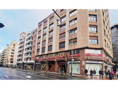 Local comercial Calle Alameda Recalde Bilbao
