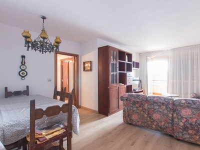 Alquiler de piso en Ermitagaña - Mendebaldea de 3 habitaciones con terraza y garaje