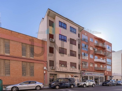 Ático en venta en Ctra de Sevilla - Ronda sur de 3 habitaciones con terraza y calefacción