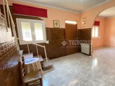 Casa adosada en venta en Calle de Fernando 'El Santo', cerca de Calle de Felipe