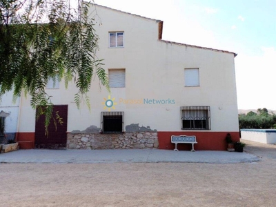 Chalet en venta en Ontinyent, Valencia