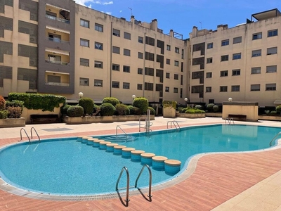 Piso en alquiler en Amanecer - L'Olivera de 2 habitaciones con terraza y piscina