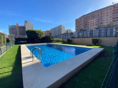 Piso en alquiler en Penya-Roja de 3 habitaciones con terraza y piscina