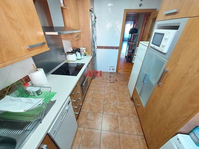 Venta de piso en Miguelturra de 2 habitaciones con terraza y piscina