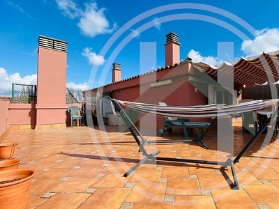 Venta de piso en Sant Miquel - Tres Torres de 3 habitaciones con terraza y piscina