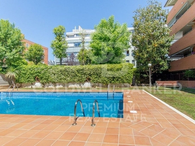 Venta de piso en Torreblanca de 2 habitaciones con terraza y piscina